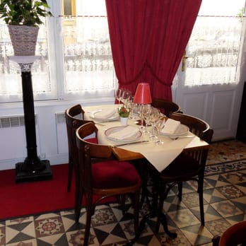 Léo le Lion - Restaurants Near Me - Paris, 75