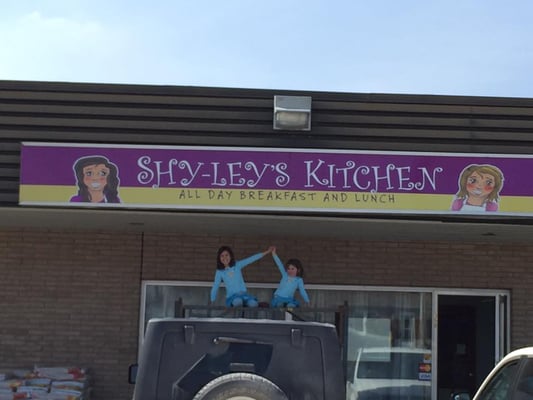 Shy Ley S Kitchen Canadian New 350 Garafraxa Street S