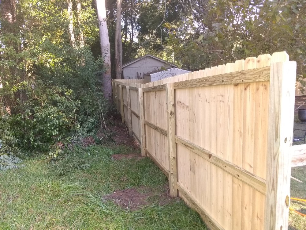 Slide of All seasons fence