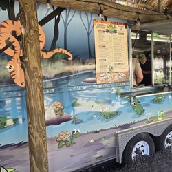 The Gator Grill - The gator grill food truck