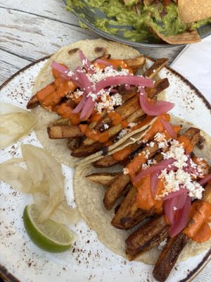 Round Corner Cantina by null