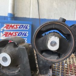 Honolulu GMC Cadillac - Broken engine mounts