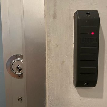 Pristine Locksmith Services - Keys & Locksmiths Near Me - Aventura, Florida