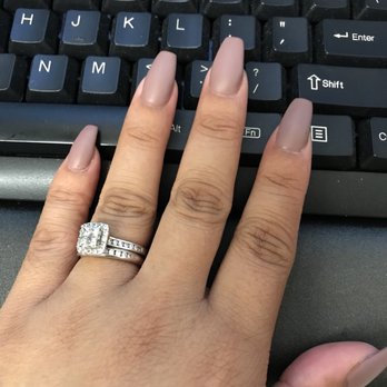 Kelly's Nails Spa - Nail Salons Near Me - Antelope, California
