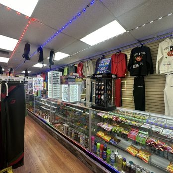 tobacco city 2 CIGARETTE CITY 2 - Updated May 2026 - 11 Photos - 20930 Mission Blvd,  Hayward, California - Tobacco Shops - Phone Number