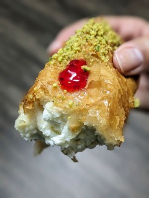 Suzie's Pastry Shoppe by null