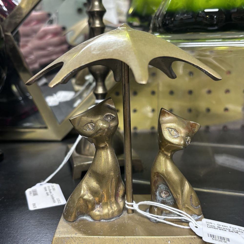 Jackson Square - Need this right MEOW - Antiques Near Me - La Grange, Illinois Jackson Square - Need this right MEOW - Antiques Near Me - La Grange, Illinois