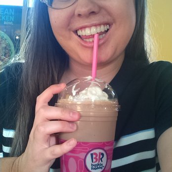 Baskin-Robbins - Me drinking a creamy chocolate shake from Baskin Robbins! - Ice Cream & Frozen Yogurt Near Me - Las Vegas, Nevada Baskin-Robbins - Me drinking a creamy chocolate shake from Baskin Robbins! - Ice Cream & Frozen Yogurt Near Me - Las Vegas, Nevada