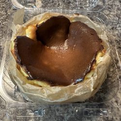 HAMU Bakery - Basque Cheesecake