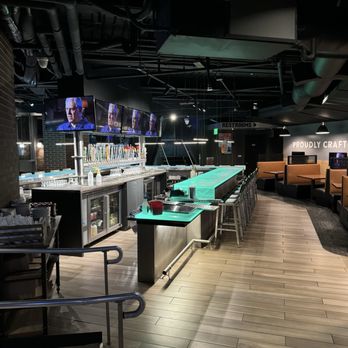 Southern Tier Brewery Buffalo - Another bar area - Brewpubs Near Me - Buffalo, New York