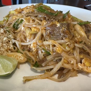 Thai O'Clock - Pad Thai - Thai Near Me - Chicago, Illinois