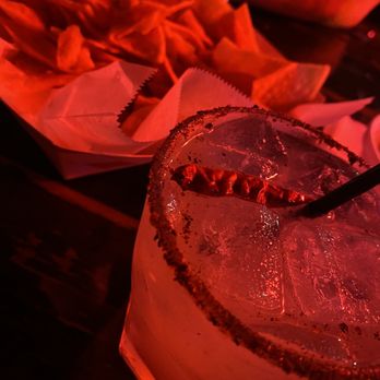 Cantina Barba - Spicy cucumber margarita and chips - Tacos Near Me - Houston, Texas