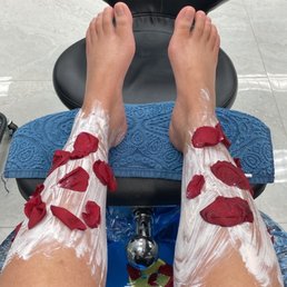 Deluxe Mod Pedicure Spa treatment by Mary!