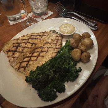 Seasons 52 - New American Near Me - Costa Mesa, California
