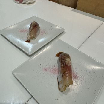 Hihimanu Sushi - Read the 1 star reviews before you decide to book this place - Sushi Bars Near Me - Honolulu, Hawaii Hihimanu Sushi - Read the 1 star reviews before you decide to book this place - Sushi Bars Near Me - Honolulu, Hawaii