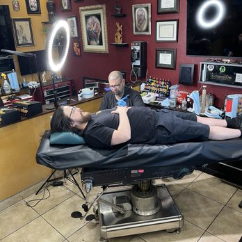 Dutch Touch Tattoo & Piercing - Nice open set up with lots of room for friends that want to tag along - Tattoo Near Me - El Cajon, California Dutch Touch Tattoo & Piercing - Nice open set up with lots of room for friends that want to tag along - Tattoo Near Me - El Cajon, California
