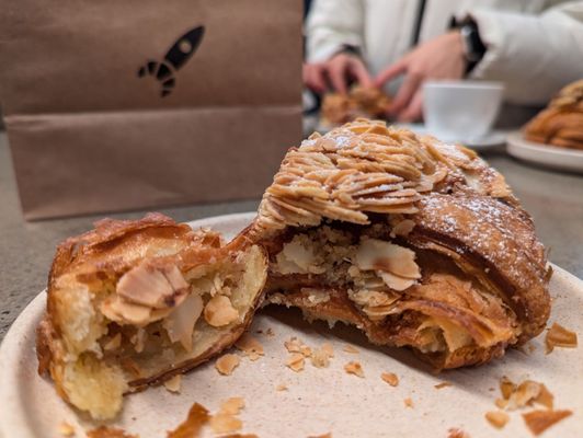 Lune Croissanterie Melbourne CBD by null