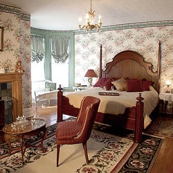 The Inn At Ludington - The Great Lakes Victorian Room - Fireplace, King Bed, Jetted Tub
