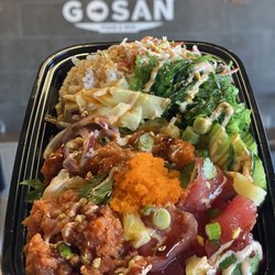 Gosan Poke & Roll