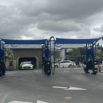 Aqua Clean Car Wash - Car Wash Near Me - La Mesa, California Aqua Clean Car Wash - Car Wash Near Me - La Mesa, California