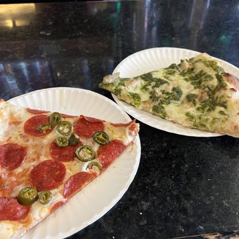 Pizza On 5th - Jalapeño and pepporoni Chicken pesto - Pizza Near Me - San Diego, California Pizza On 5th - Jalapeño and pepporoni Chicken pesto - Pizza Near Me - San Diego, California