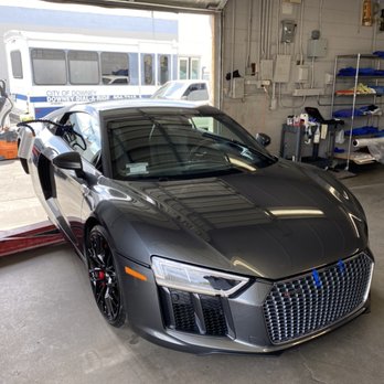 Dents 911 - Audi R8 quarter panel dent. Beautiful car! - Mobile Dent Repair Near Me Dents 911 - Audi R8 quarter panel dent. Beautiful car! - Mobile Dent Repair Near Me