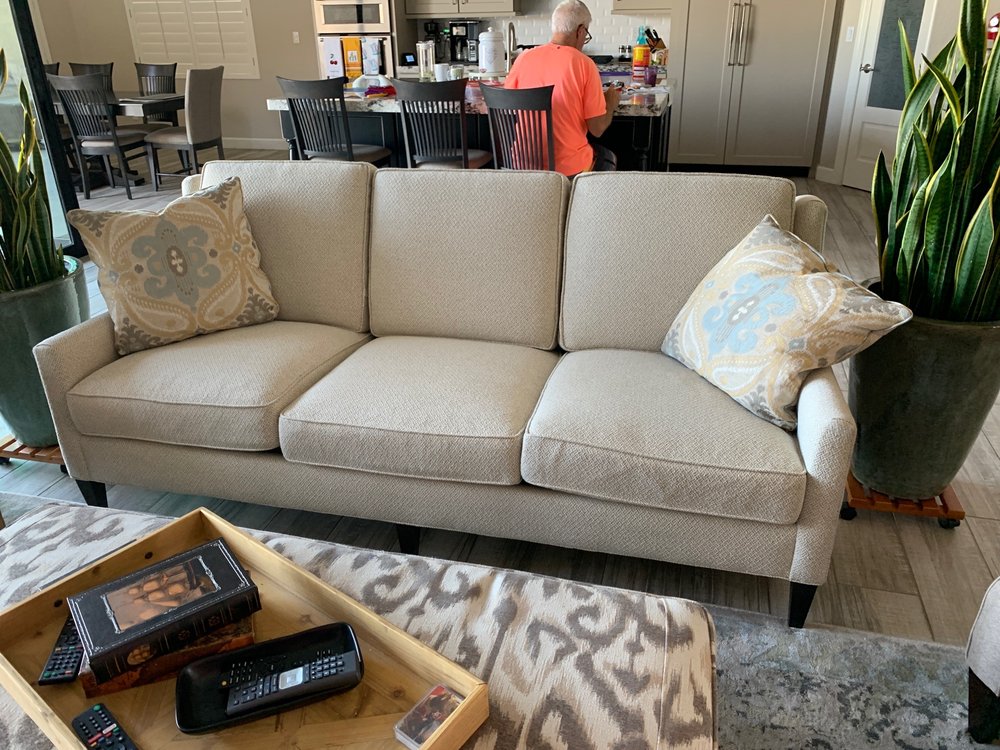 DE ORTA’S CUSTOM UPHOLSTERY Updated September 2024 1346 W