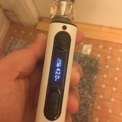 Vapor smoke shop - 3 days of use and still have a charge