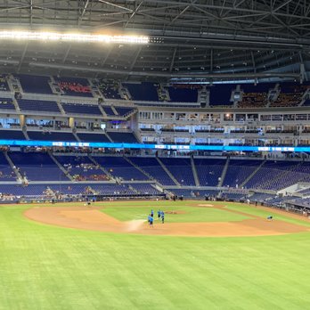 LoanDepot Park - Stadiums & Arenas Near Me - Miami, Florida