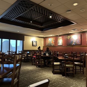 Olive Garden Italian Restaurant - Italian Near Me - Morrow, Georgia