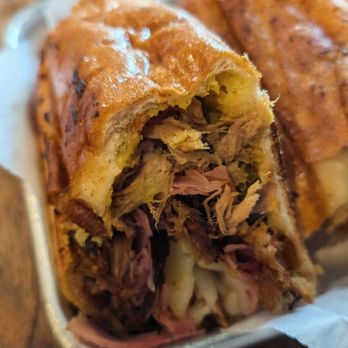 Tavern By Spring House Brewing - Cubano - Breweries Near Me - Strasburg, Pennsylvania