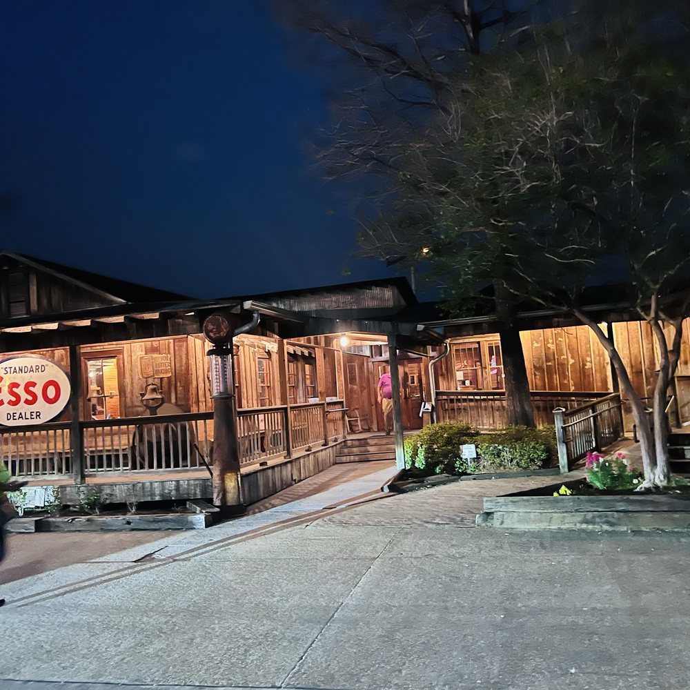 Parrain's Seafood - Parrain's Seafood Restaurant in Baton Rouge, LA - Southern Near Me - Baton Rouge, Louisiana