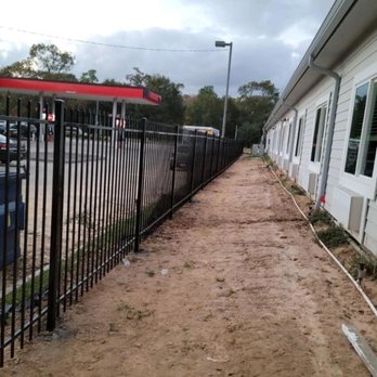 A Plus Welding Fence Repair - Fences & Gates Near Me - Spring, Texas A Plus Welding Fence Repair - Fences & Gates Near Me - Spring, Texas
