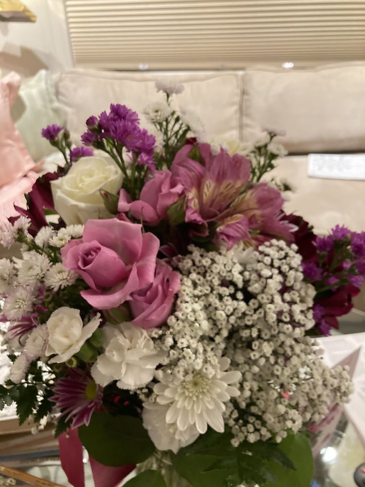 D’ERRICO MCGLYNN FLOWERS Updated August 2024 76 High St, Medford