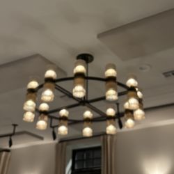 Elaine's Restaurant and Bar - Ceiling lighting