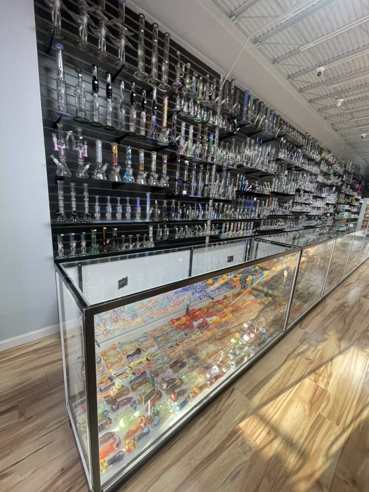 THE GUYS Updated September 2024 17 Photos 1201 24th St