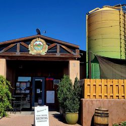 Oak Creek Brewing Company - Storefront (05/21/25). @TheOakCreekBrewery @VisitSedona #Sedona #Brewery #CraftBeer #Beer