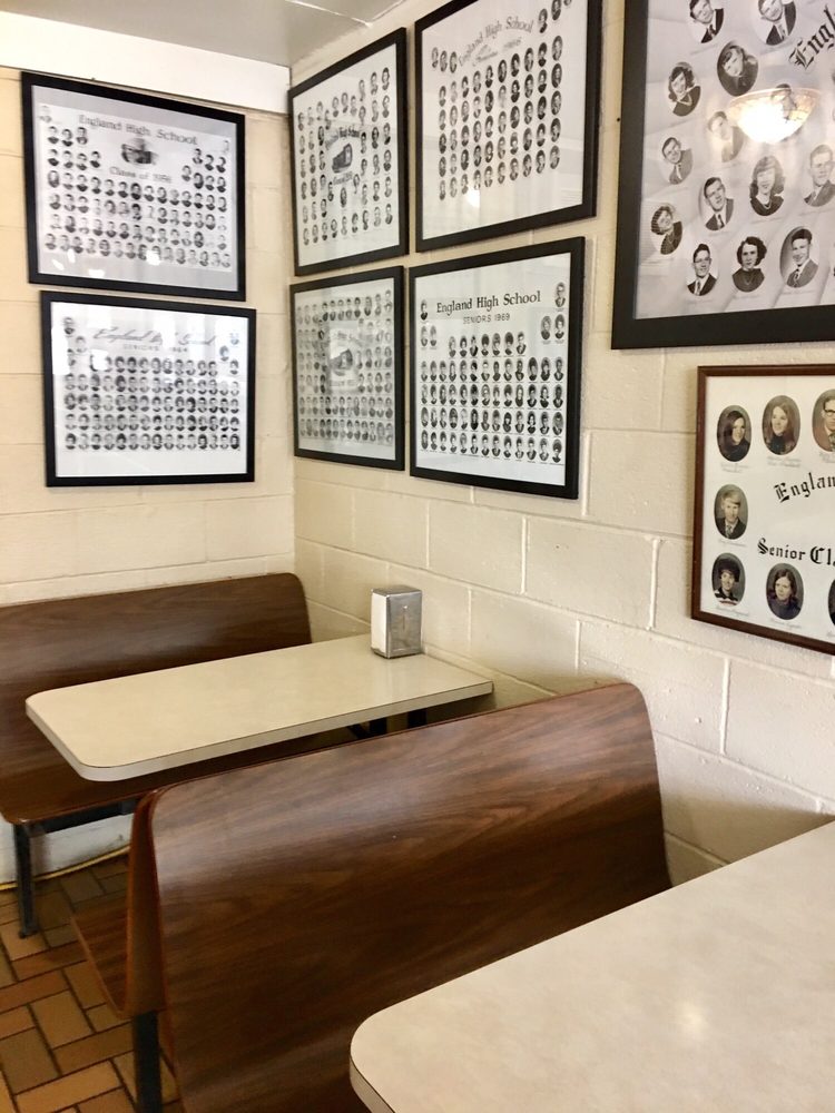 SPRADLIN’S DAIRY DELIGHT Updated October 2024 11 Reviews 324 N