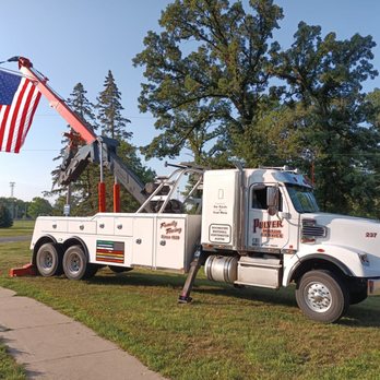 Pulver Towing Austin - Full service Towing and recovery We've got the equipment and experience to handle any of your needs! - Towing Near Me - Austin, Minnesota Pulver Towing Austin - Full service Towing and recovery We've got the equipment and experience to handle any of your needs! - Towing Near Me - Austin, Minnesota