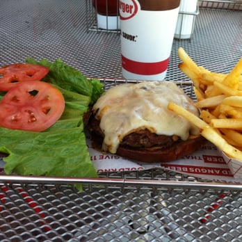 Smashburger - North Dakota Burger - Burgers Near Me - Fargo, North Dakota