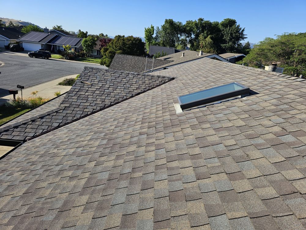 Slide of Lico's Roofing Company Inc