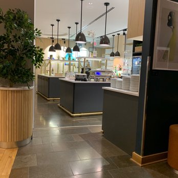 SAS Business Lounge - Airport Lounges Near Me - Newark, New Jersey