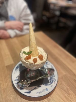 Fjellskål Seafood Restaurant by null