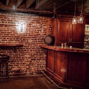 Hell or High Water - Cocktail Bars Near Me - Louisville, Kentucky