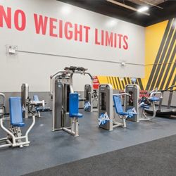 Crunch Fitness - Bensonhurst