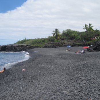 Pebble Beach - Beaches Near Me - Captain Cook, Hawaii