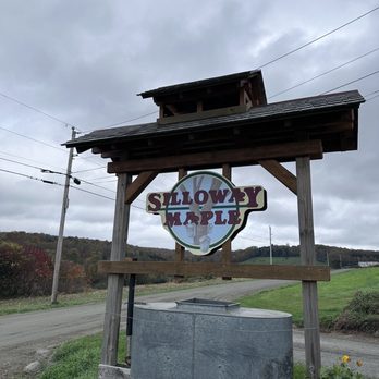 Silloway Maple - Entrance - Farms Near Me - Randolph Center, Vermont