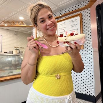 Sweet Spot - Best real ice cream guys!!!! - Ice Cream & Frozen Yogurt Near Me - Cape Coral, Florida