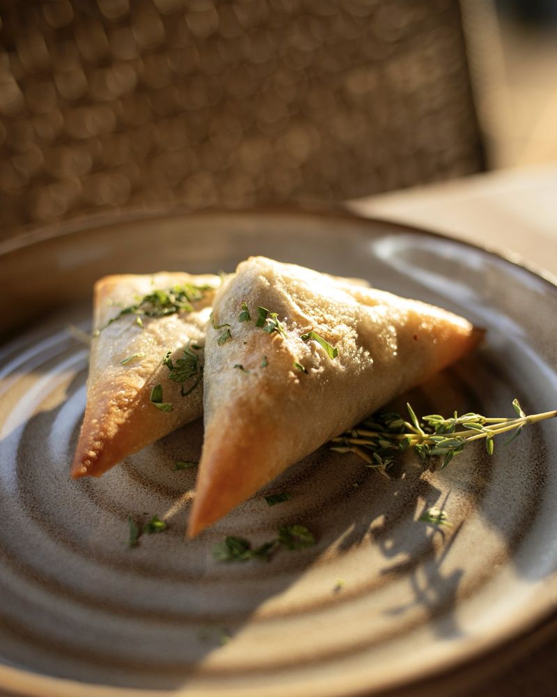 Social spots from LÝRA