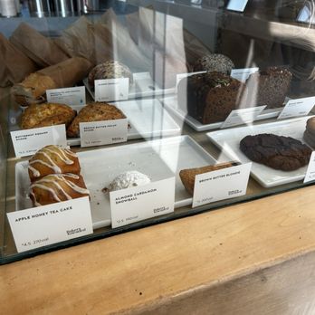 Blue Bottle Coffee - Abbot Kinney - Coffee & Tea Near Me - Los Angeles, California